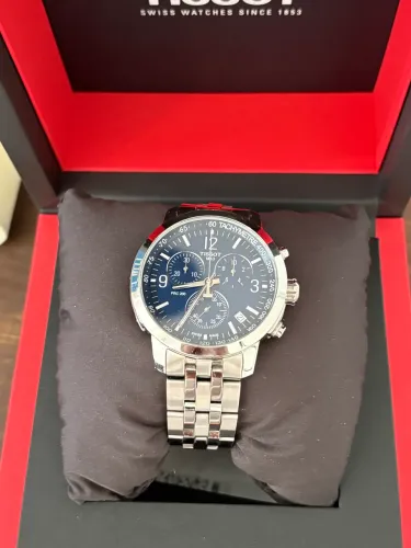 Vendo relógio Tissot PRC 200 azul. Pouco uso, com caixa e documentos