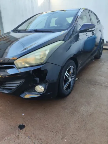 Hyundai HB20S C.style/c.plus1.6 Flex 16V Aut. 4P 2014