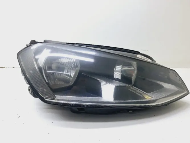 Farol Direito Vw Golf Tsi 1.4t 2014 2015 5g1941006 Direito/passageiro