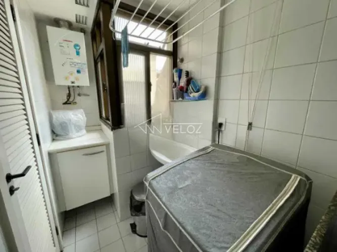 Apartamento : / Residencial / Catete