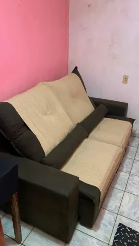 SOFÁ RETRÁTIL.