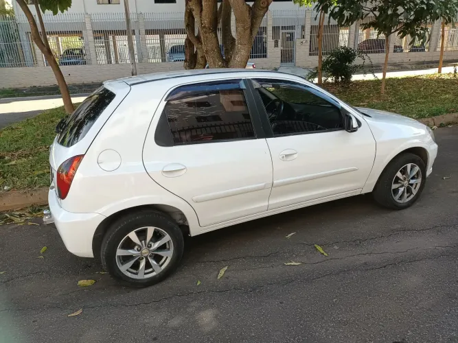 Chevrolet Celta Spirit/ LT 1.0 MPFI 8V Flexp. 5P 2013
