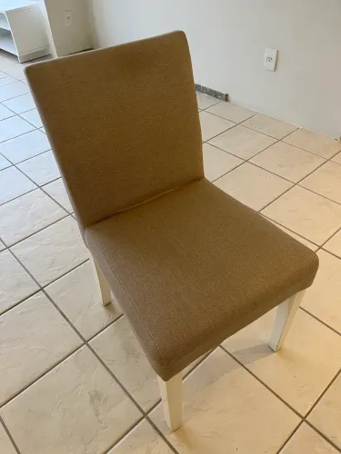 Cadeira para mesa de jantar