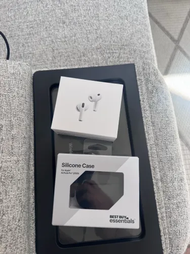 AirPods Pro 3 + case de silicone
