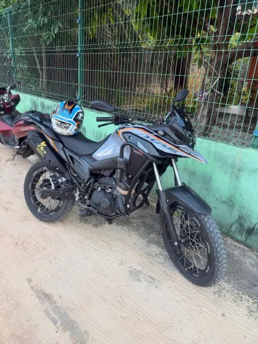Moto muito nova