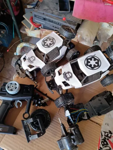 Lote de peças carro de controle remoto