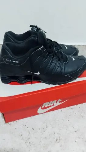 Tênis Nike Shox 4 molas Tamanho 40
