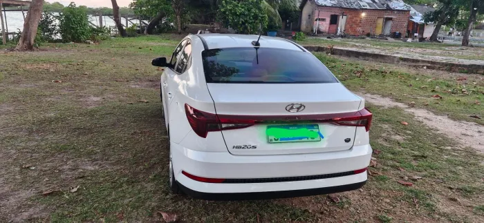 Hyundai HB20S Comfort Plus 1.0 Flex 12V Mec. 2024