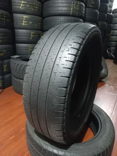 Pneu de carga aro 15. Medida 225/70/15 Michelin. Um pneu por R$199,00. Disk entrega 