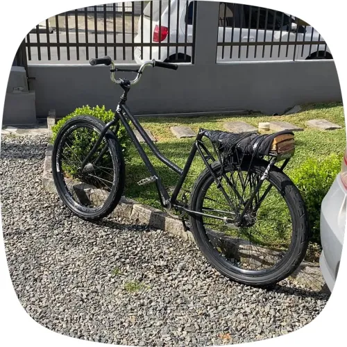 Bike montadinha, é um quadro reto de grau