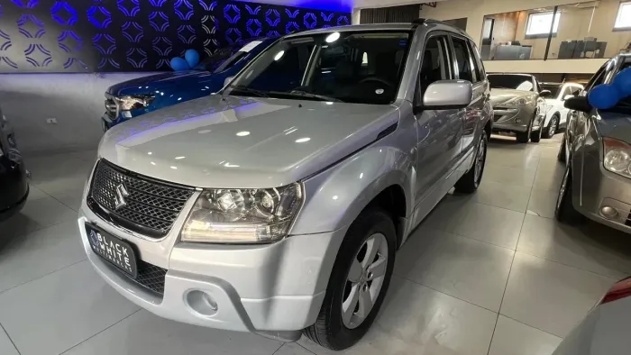 Suzuki Grand Vitara 2.0 16V 4x2/4x4 5P Aut. 2010
