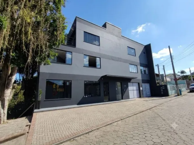Apartamento disponível para locação no bairro Salto do Norte, Blumenau/SC.
