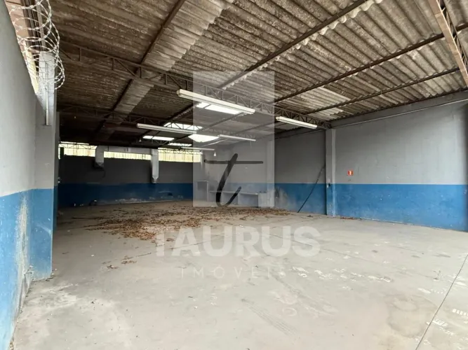 Terreno à venda em São Paulo-SP, na Vila Congonhas! 300m² de área disponível. Venha confer