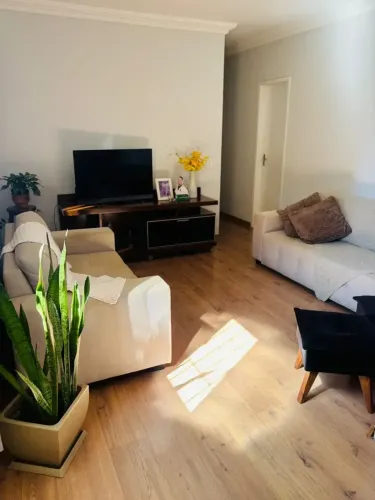 Excelente 3 quartos com suíte na 7 etapa