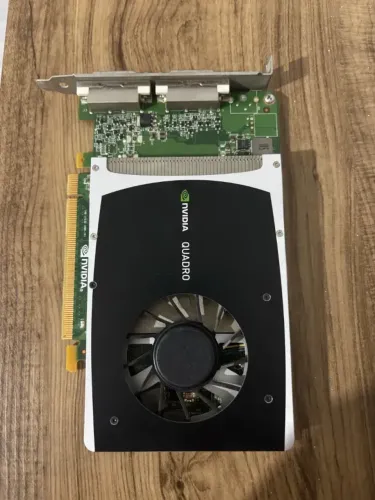 Placa de video + memoria ram 16gb