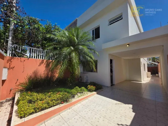 Casa em Excelente Localização a 700m do Mar á venda - Stella Maris - Peruíbe/SP