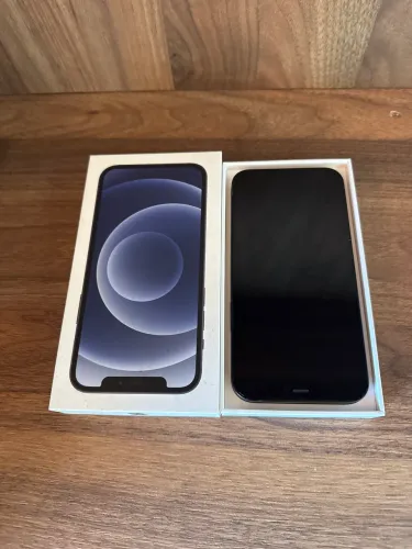 iPhone 12 novíssimo
