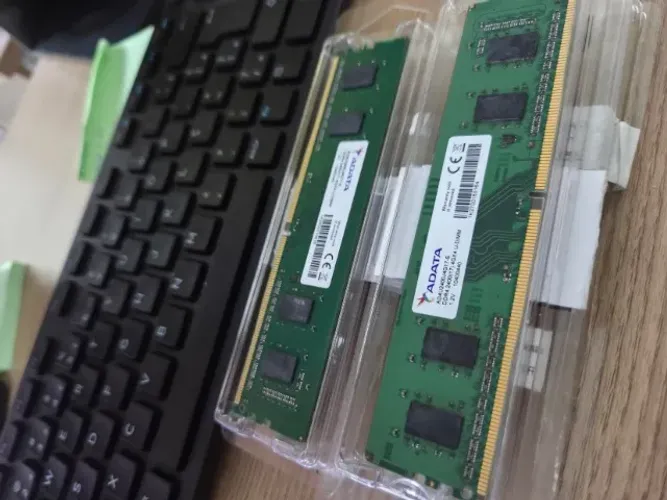 ? 2x MEMÓRIA RAM ADATA 4GB DDR4 2400MHz ?