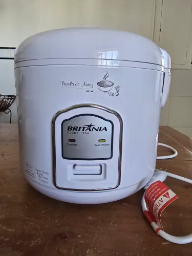Panela de arroz Britania