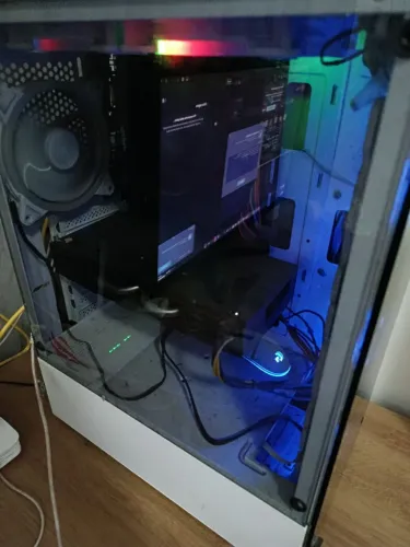 Computador Ryzen 5500 , rx 580 8gb ,+18 jogos
