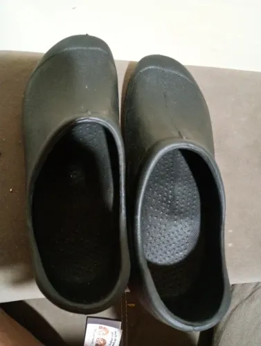 Sapato hospitalar, EPI , sapato novo