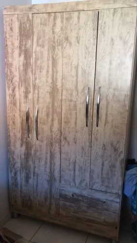 Vendo guarda roupa