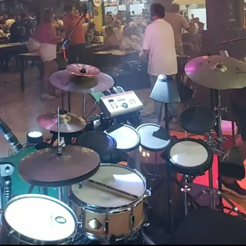 ALUGUEL de Batera EletroacústicaYAMAHA (Só em Natal/RN)