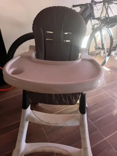 Vendo cadeirinha de alimentação