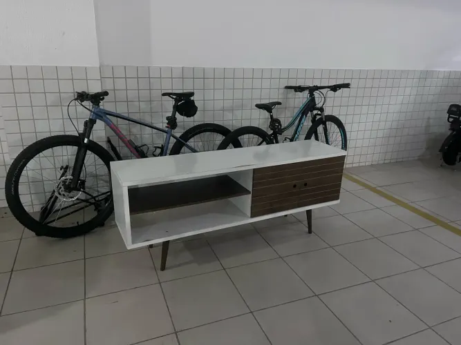 Doação estante e cabeceira de cama casal