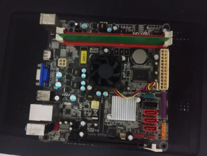 Placa mãe básica 