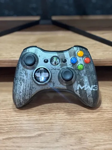 Controle Xbox 360 edição MW3 novíssimo