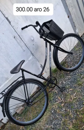 Vendo bicicleta preta aro 26 