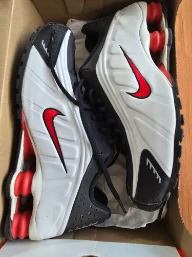 Nike shox r4 original (cada)