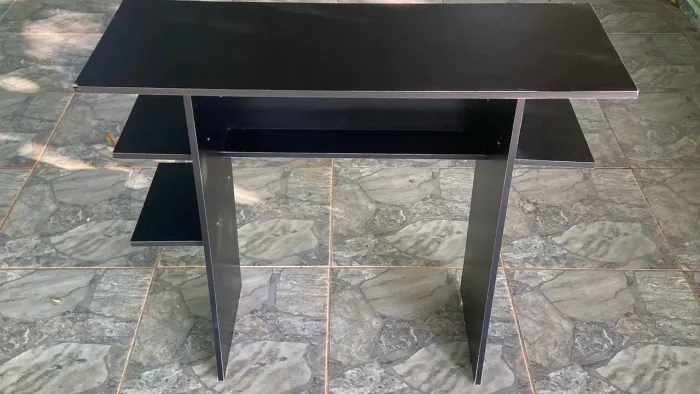 Mesa gamer compacta & gaveteiro