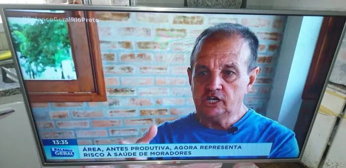Vendo TV LG 42 polegadas 