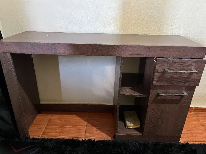 Escrivaninha para computador