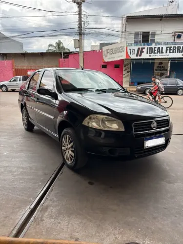 Fiat Siena EL Celeb. 1.0 MPI Fire Flex 8V 4P 2011