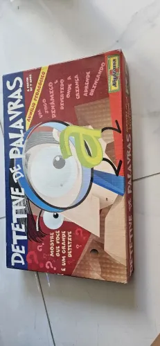 JOGO DE TABULEIRO DETETIVE DE PALAVRAS