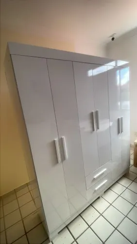Guarda roupa casal 6 portas
