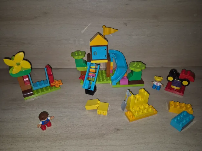 Lego Duplo Grande Parquinho de Diversões 71 peças