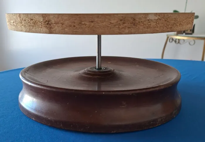 Suporte para fazer tortas com rolamentos