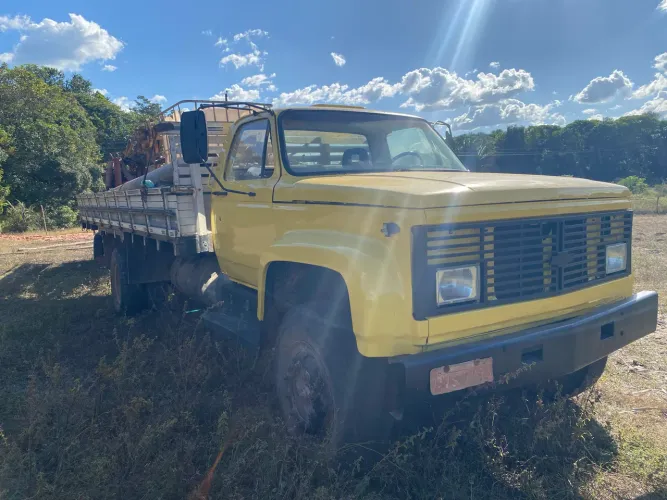 D11000