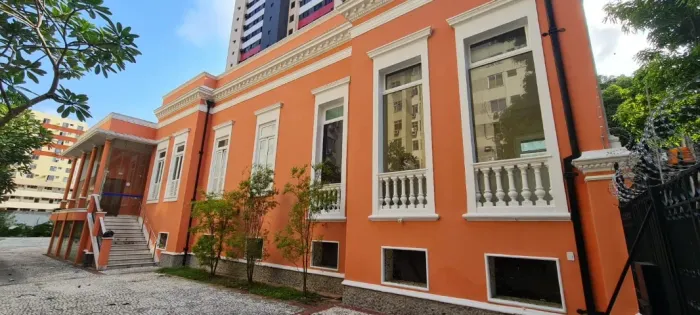 ALUGO CASARÃO COMERCIAL DE 1000 M² AVENIDA MAGALHÃES BARATA EM SÃO BRÁS