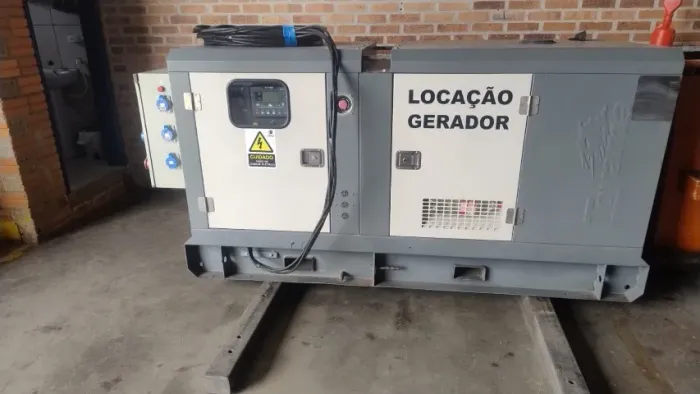 Gerador A Diesel Toyama Silent 66 Kva 220v Com Ats Integrado