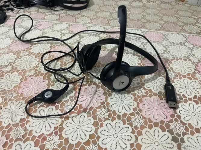 headset Logitech H390 USB ( sem as almofadas )
