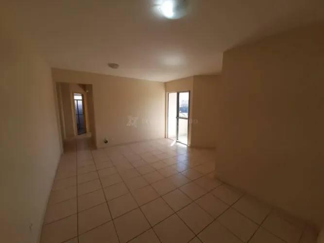 Apartamento com 02 dormitórios - Zona 07