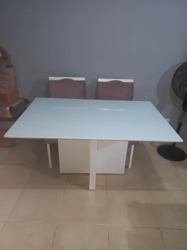 Mesa de jantar nova
