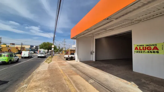 Galpão Comercial na Avenida Lúcio Rebelo em frente ao BRT no Barravento