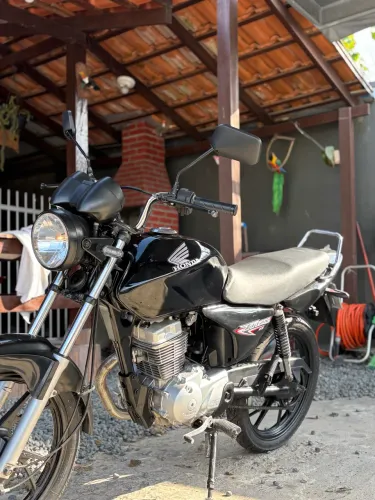 Titan 150