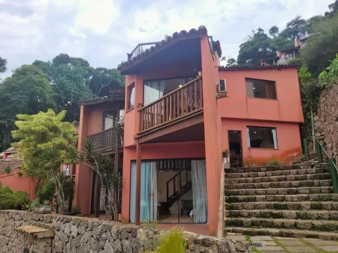 Casa para Locação em Angra dos Reis, Villa Velha, 3 dormitórios, 2 suítes, 3 banheiros, 1